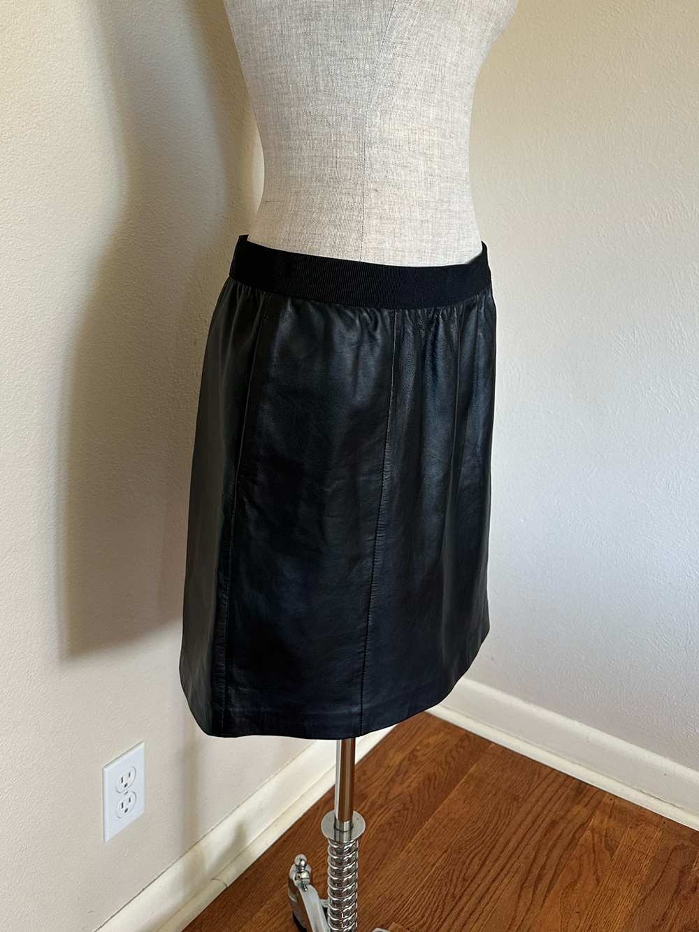 Ann Taylor Loft Black Leather Skirt Straight Pencil Womens 6 Pockets - Picture 3 of 10